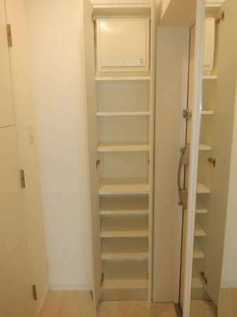 アイルプレミアム千駄木の物件内観写真